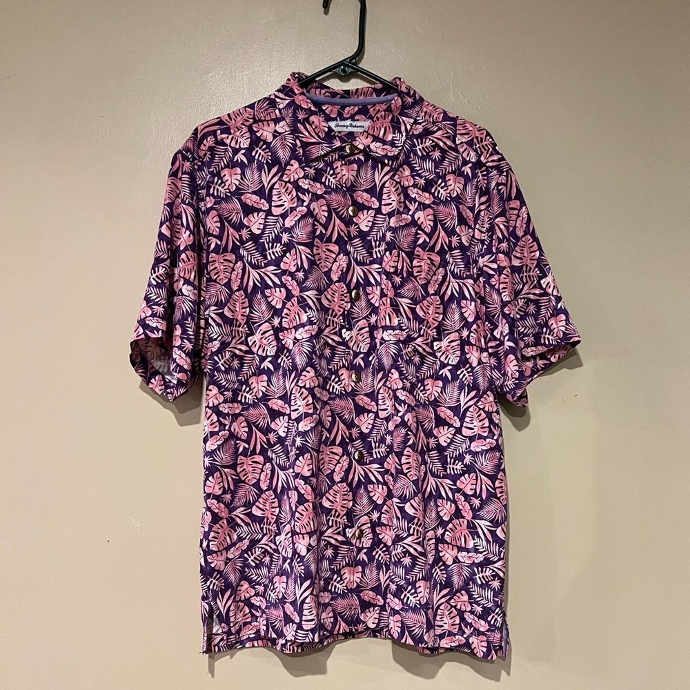 Tommy Bahama Monstera Del Mar Shirt Men’s SS Button Up Hawaiian Sz L Purple
